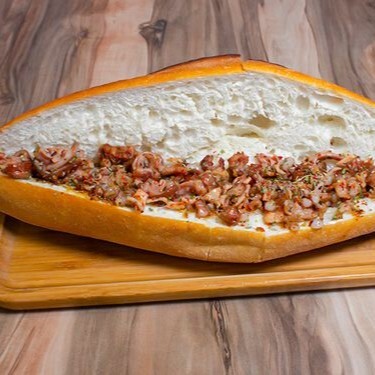 Tam Ekmek Arası İzmir Kokoreç