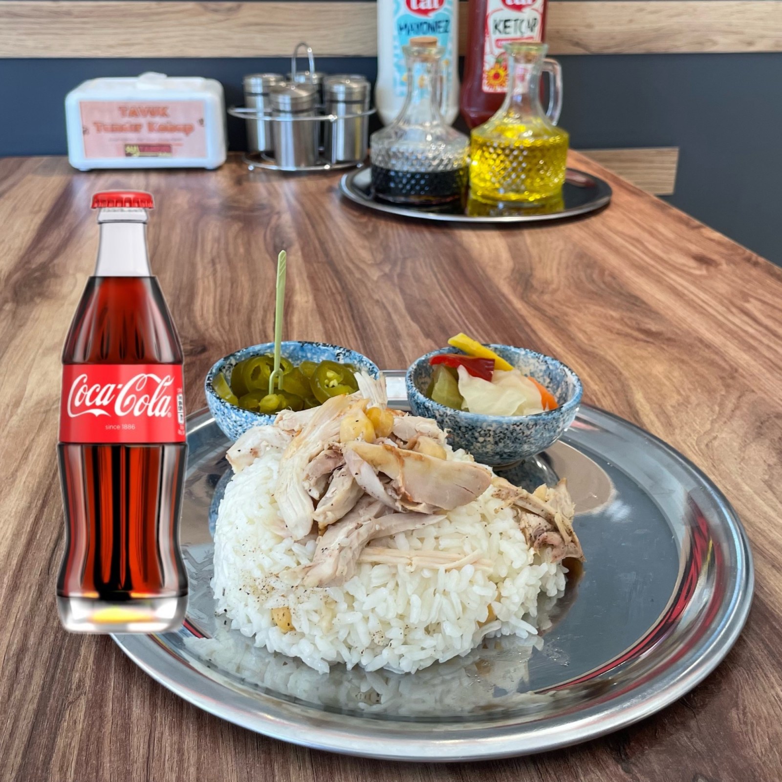 Tavuk Pilav / Coca Cola’lı