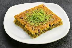 Düz Kadayıf Bol Fıstıklı (500 gr)
