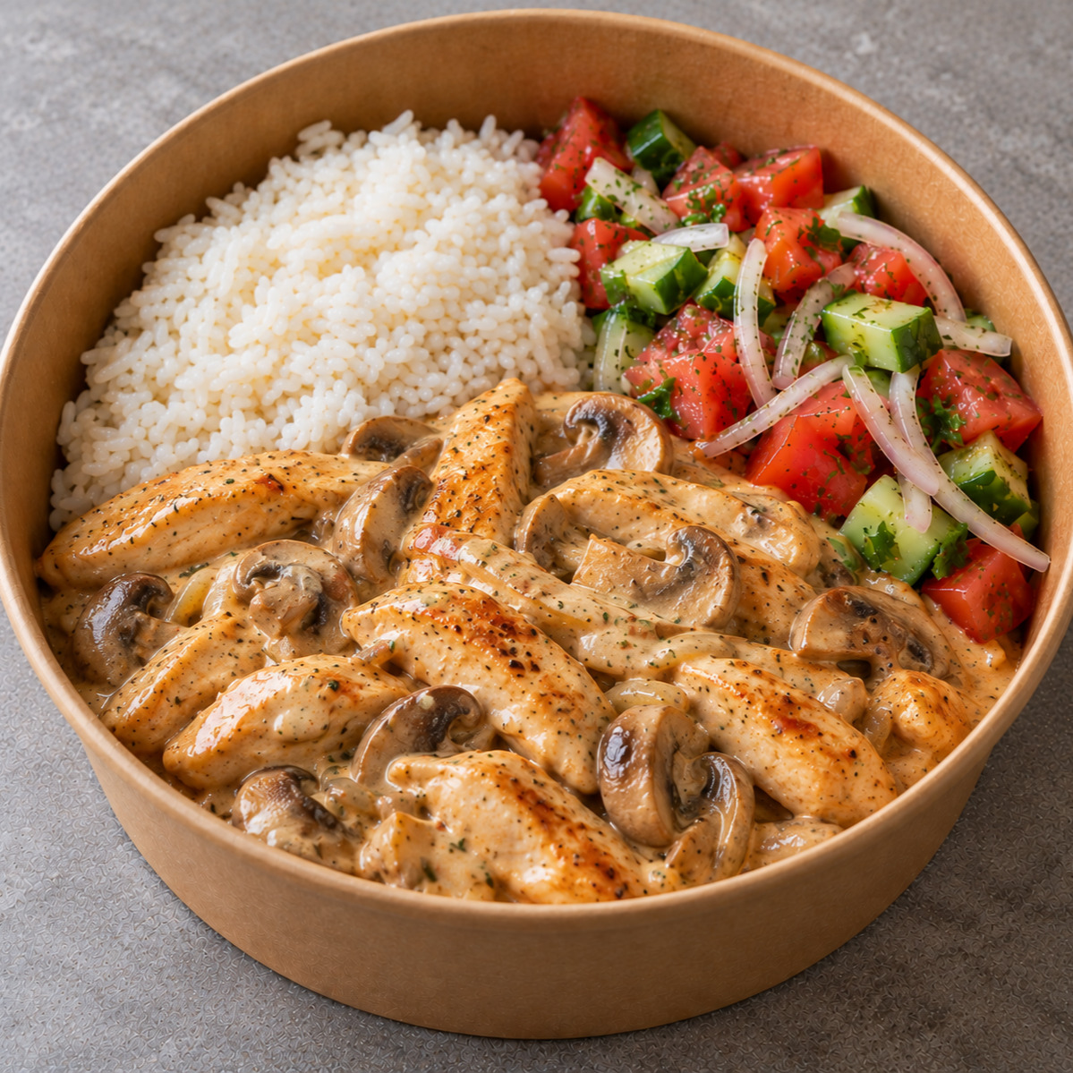 Pilav & Kremalı Mantarlı Tavuk & Çoban Salata Bowl