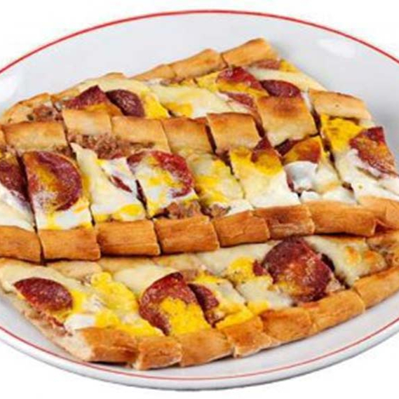 Sucuklu Yumurtalı Pide
