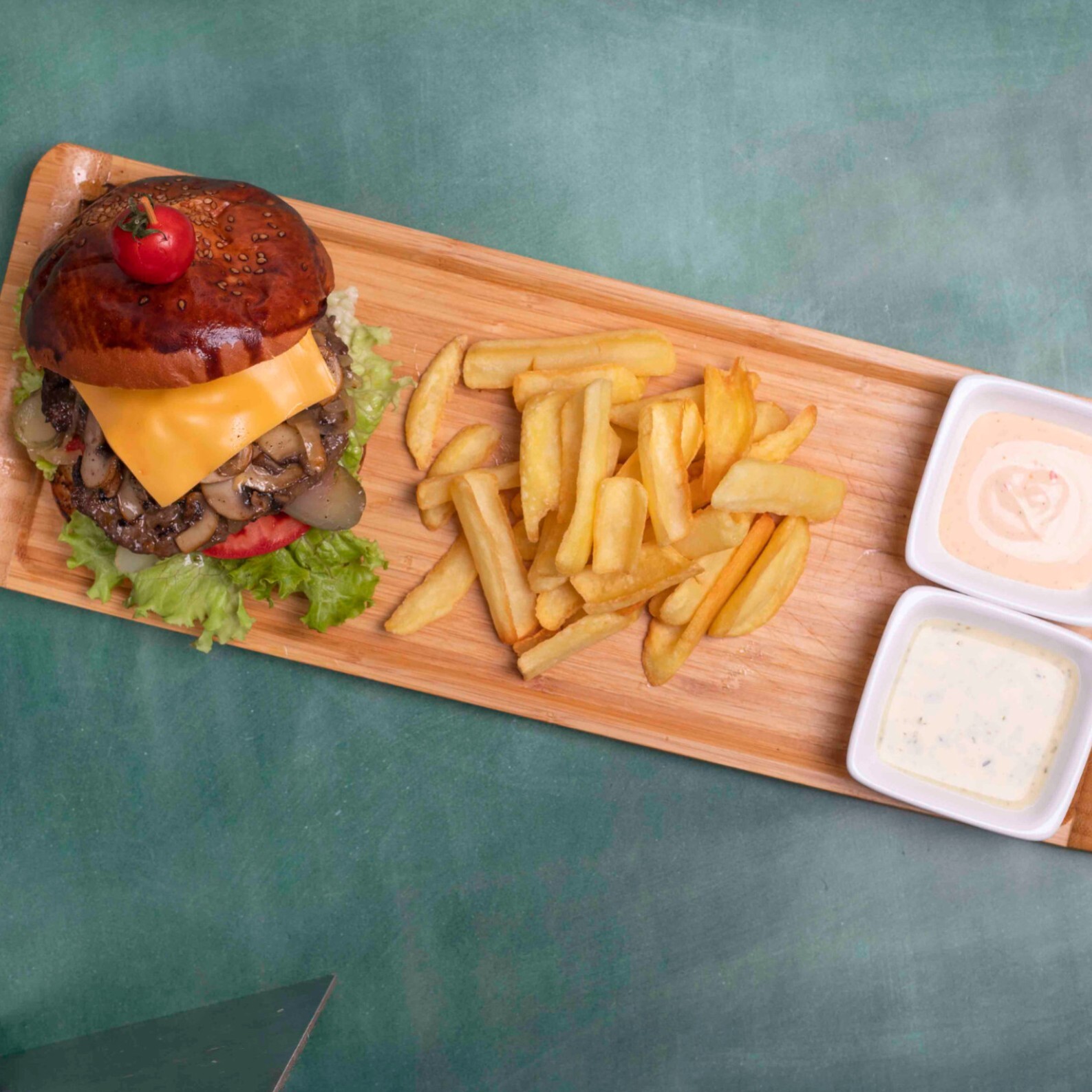 Mushroom Cheeseburger
