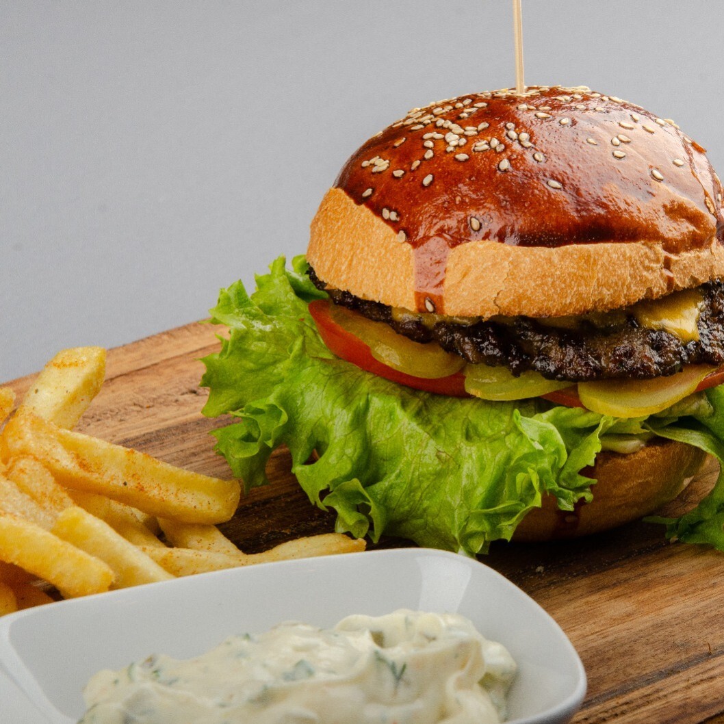 Maestroburger Menü