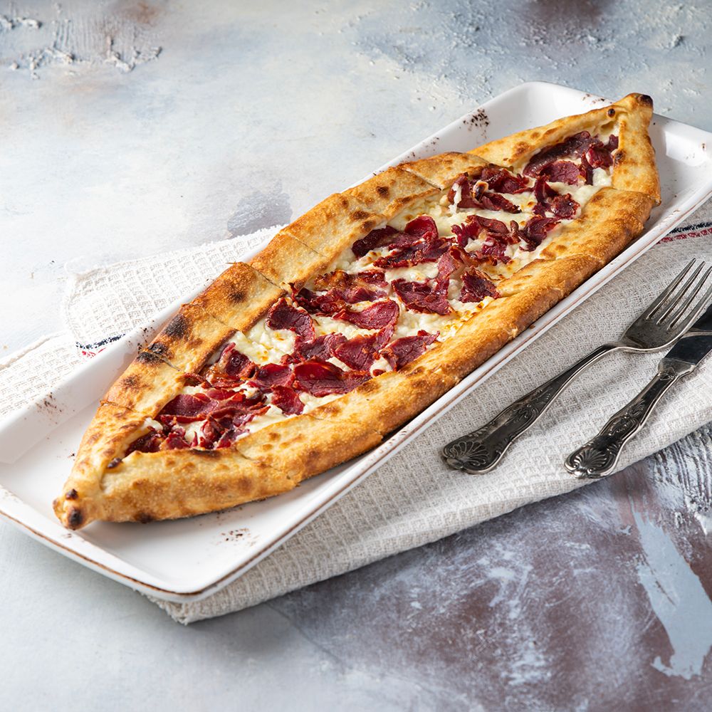 Pastırmalı Pide