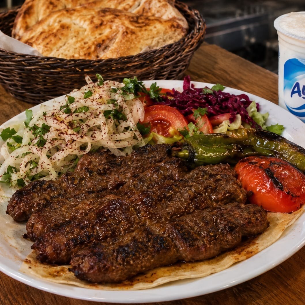 Antakya Köfte 190 gr Porsiyon - Salata, Ayran 270 cl