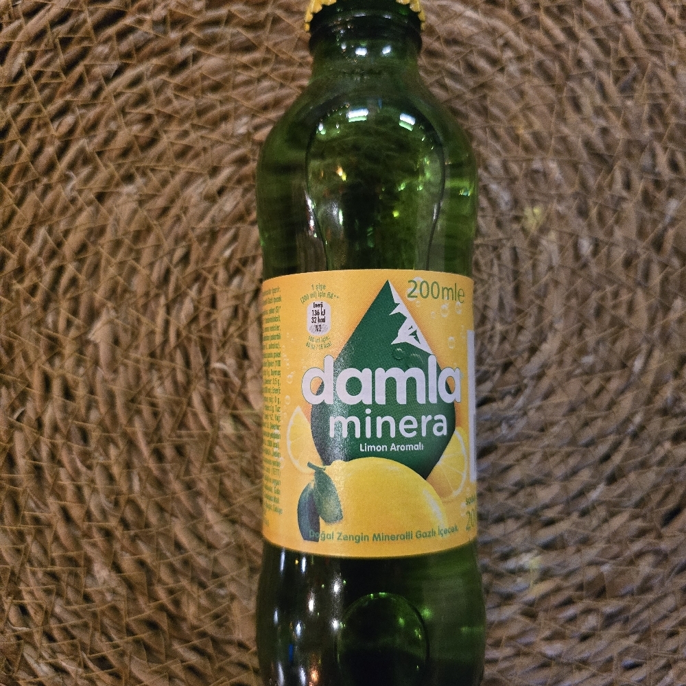 Damla Minera Doğal Maden Suyu Limon