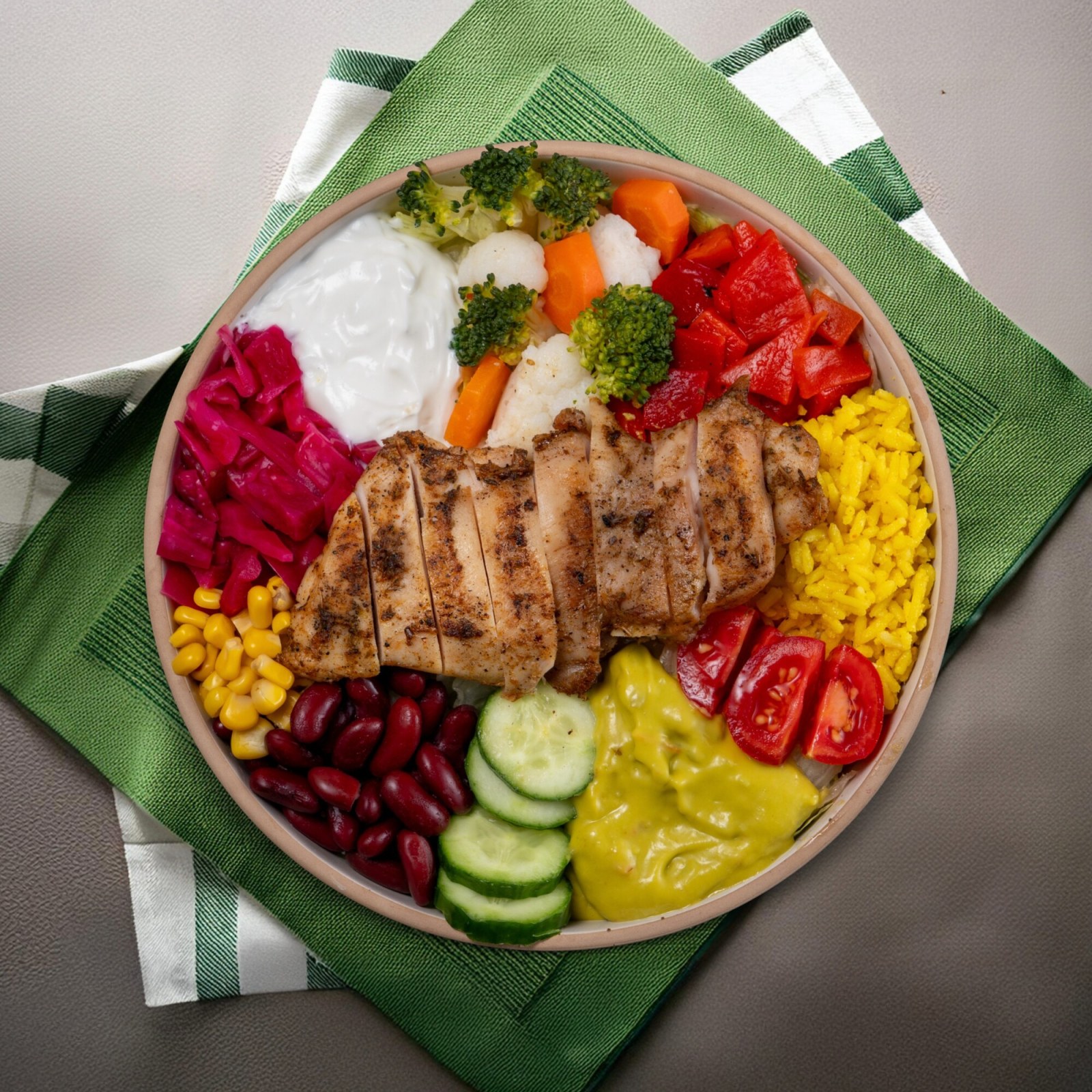 Tavuk Pirzolalı Bowl
