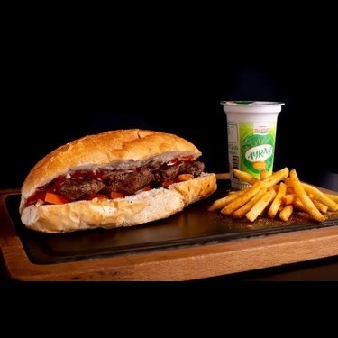 Közde Köfte Ekmek Ayranlı Menü