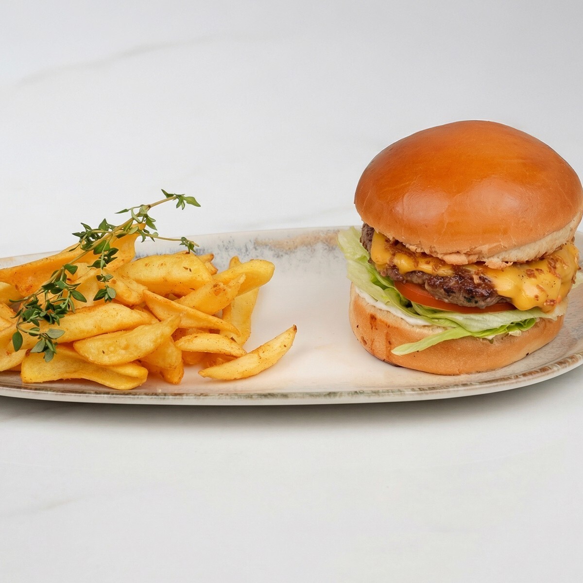 Cheese Burger (100 gr)+Coca Cola