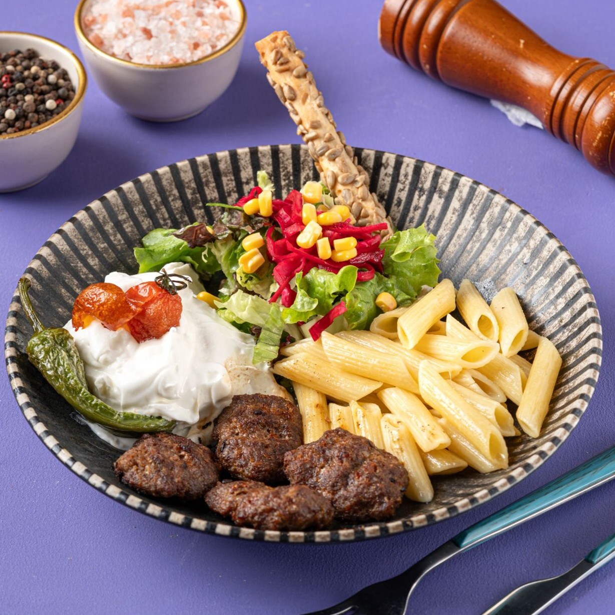 Köfte Bowl