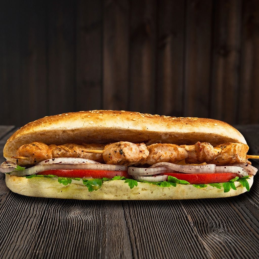 Ekmek Arası Tavuk Şiş