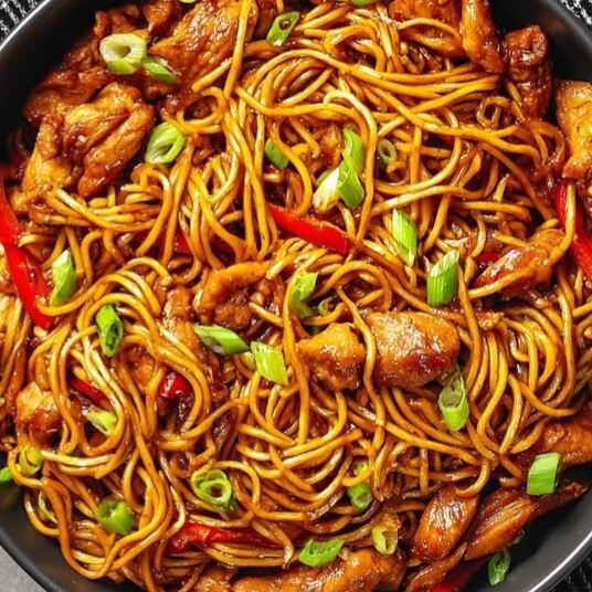 Tavuklu Noodle