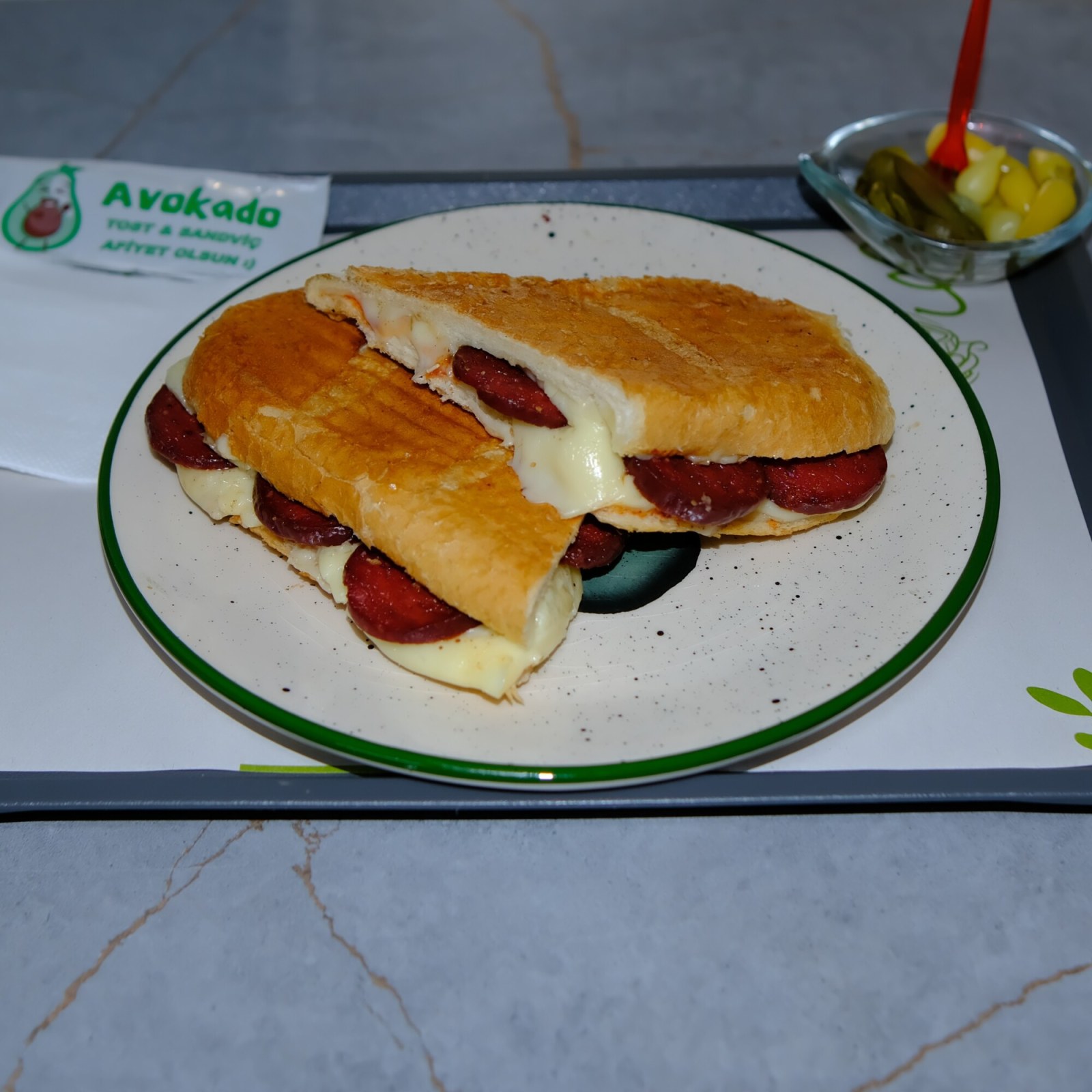 Sucuklu Tost