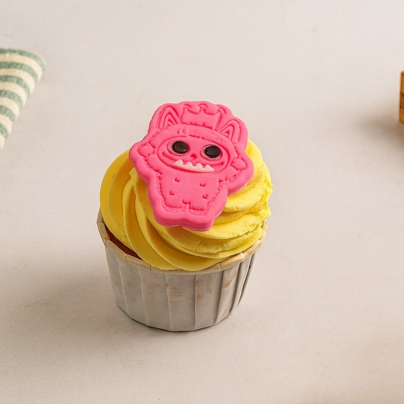 Limonlu Pembe Labubu Cupcake