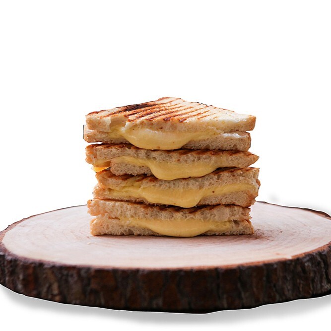 Sayaslı Salamlı Yarım Ekmek Tost