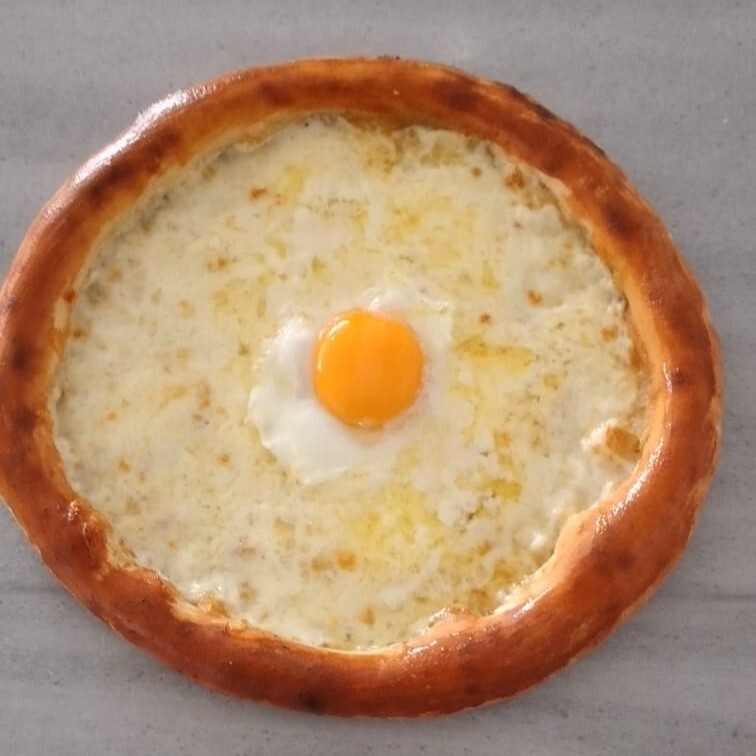 Trabzon Yağlısı Pide (yuvarlak)
