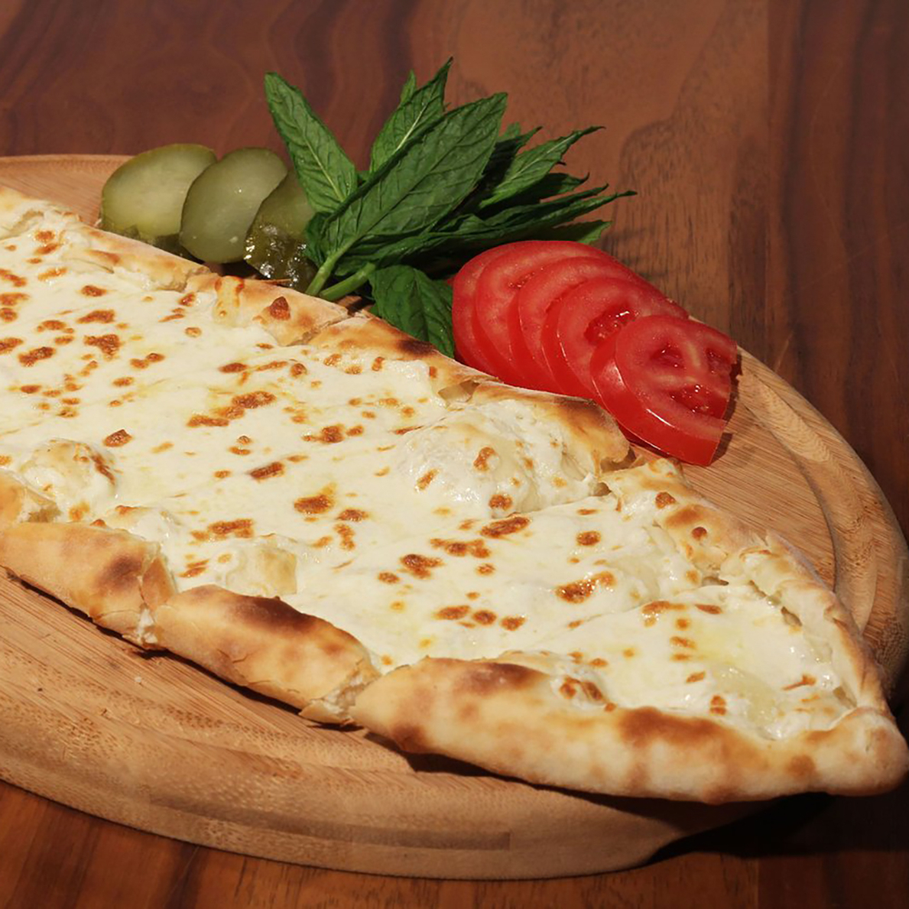 1,5 Kaşarlı Pide