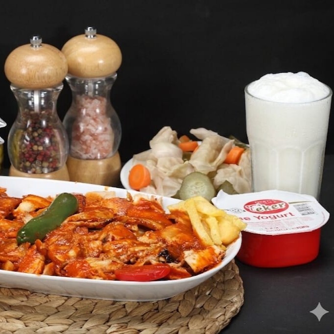 Tavuk Döner İskender (Porsiyon) (150 gr) + Ayran (170 ml)
