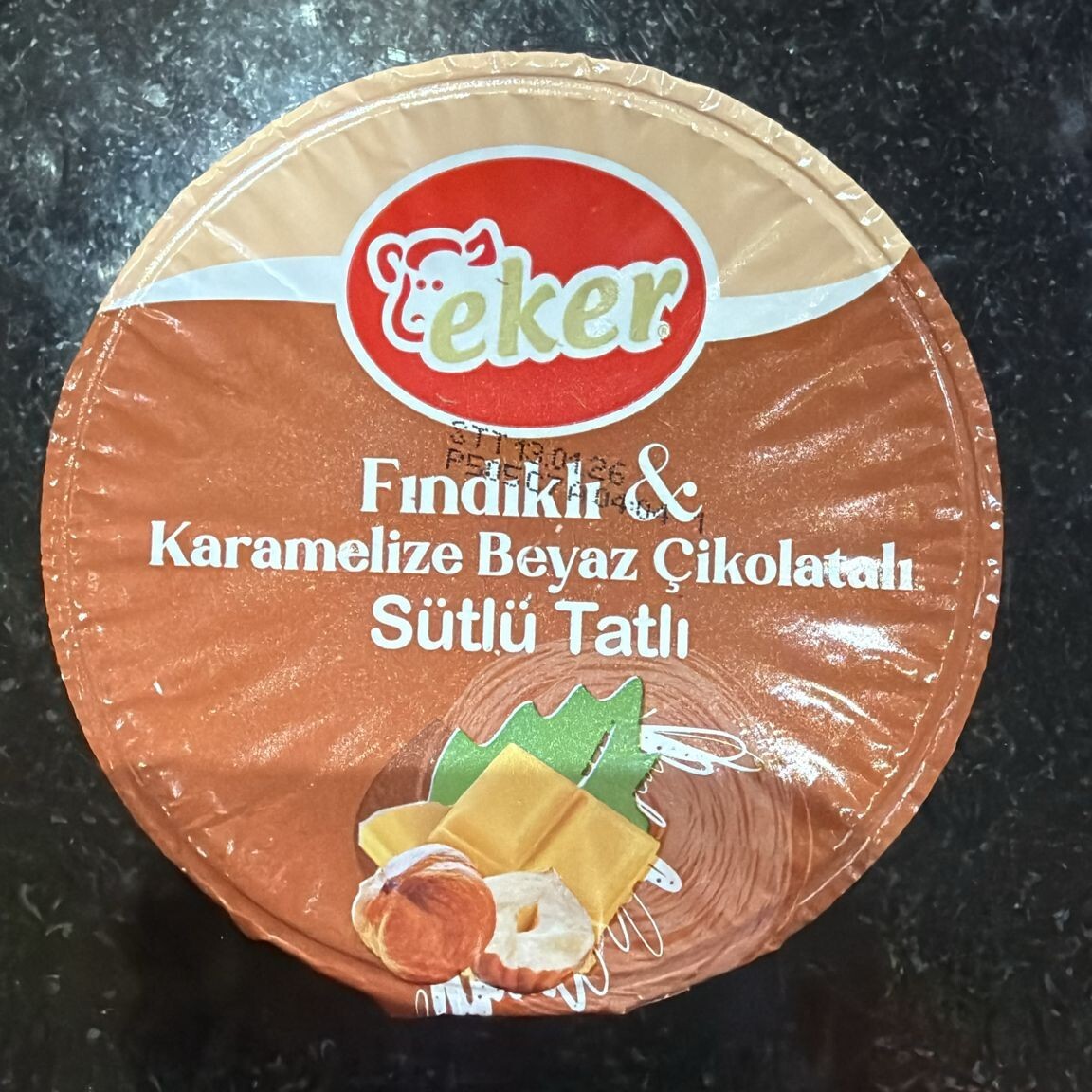 Fındıklı & Karamelize Beyaz Çikolatalı Sütlü Tatlı
