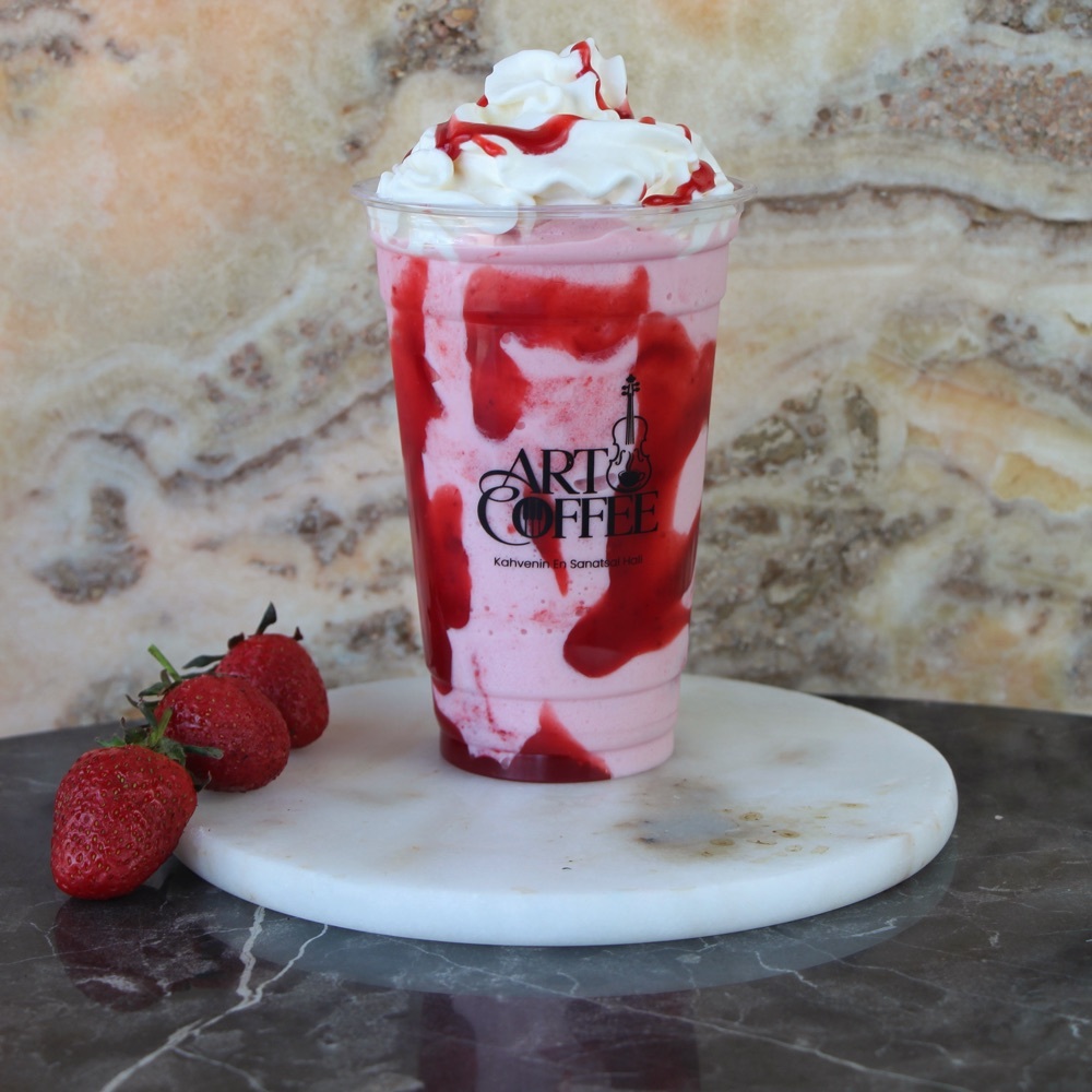 Çilekli Frappe