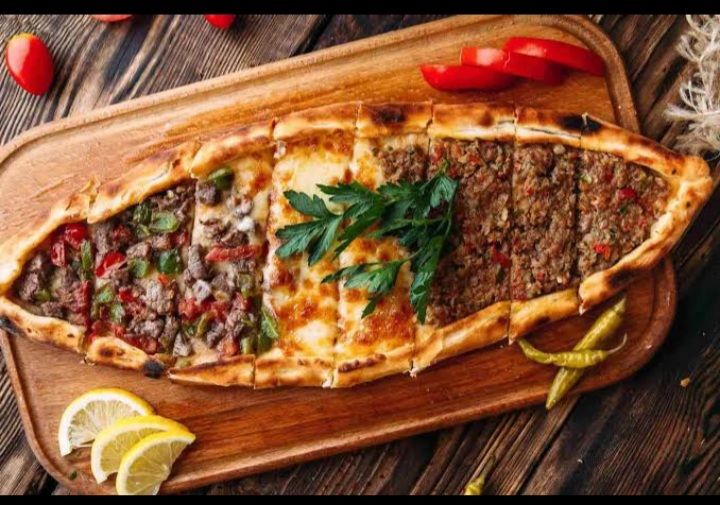 Karışık Pide