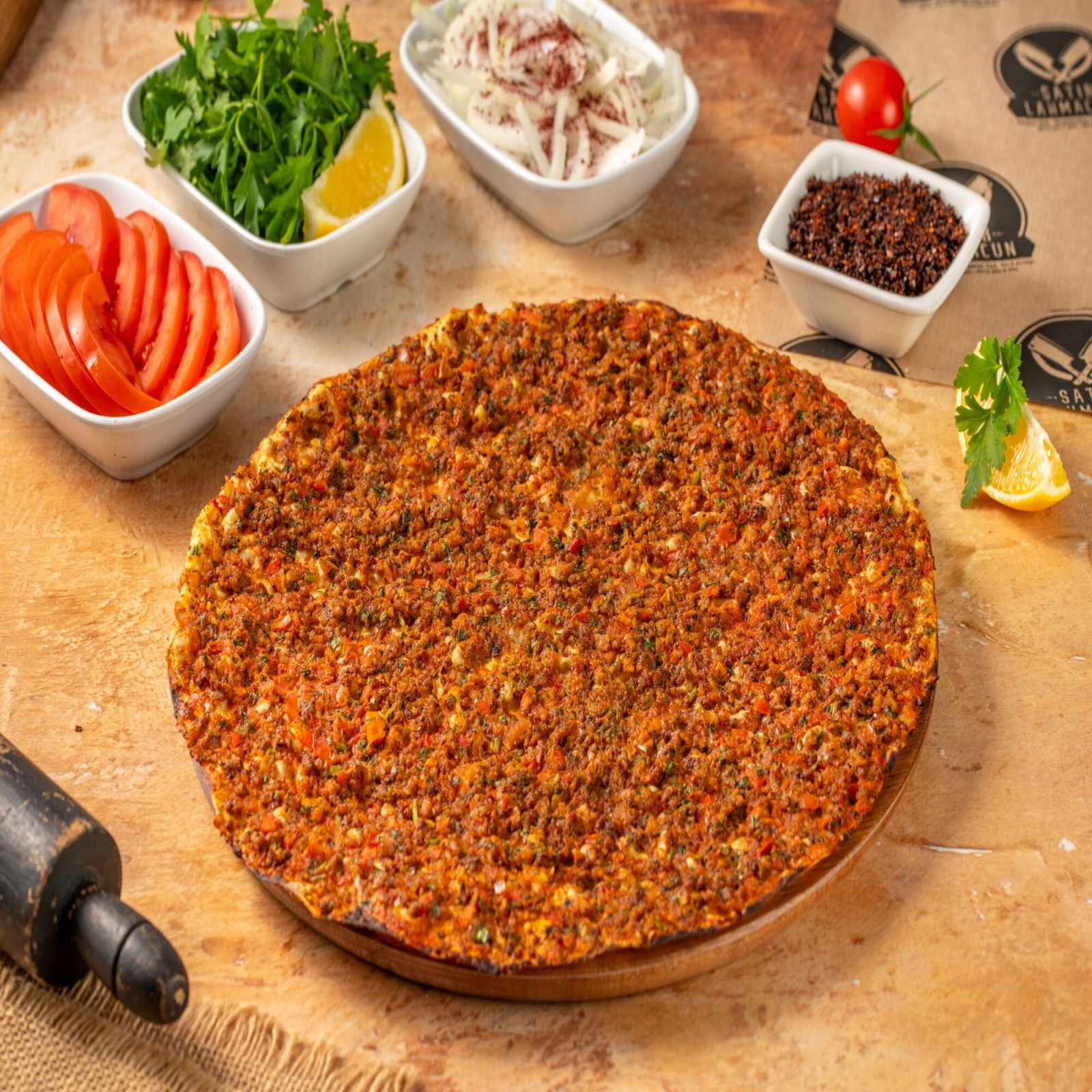 Acılı Lahmacun