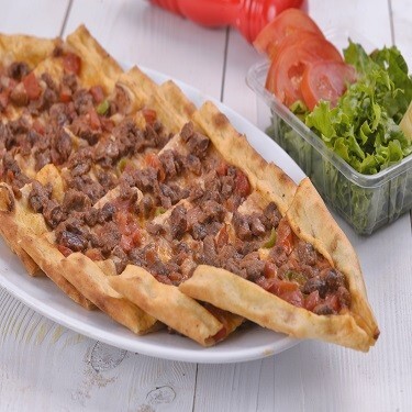 Kuşbaşılı Pide