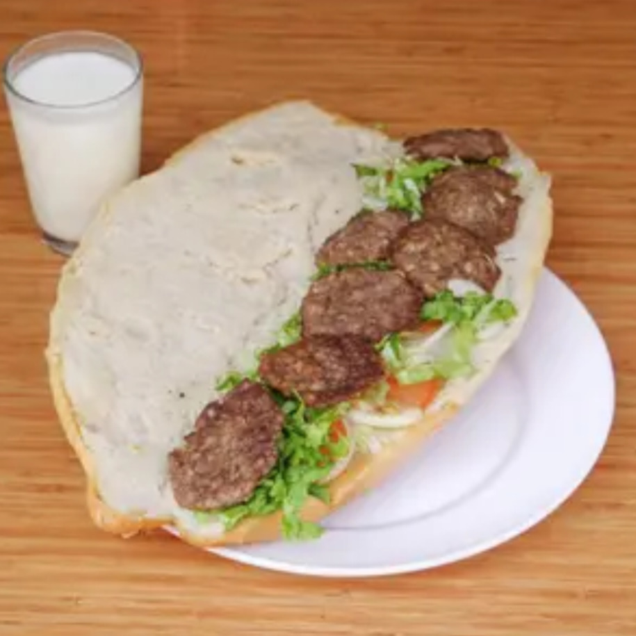 Tam Ekmek Köfte Kaşarlı Menü