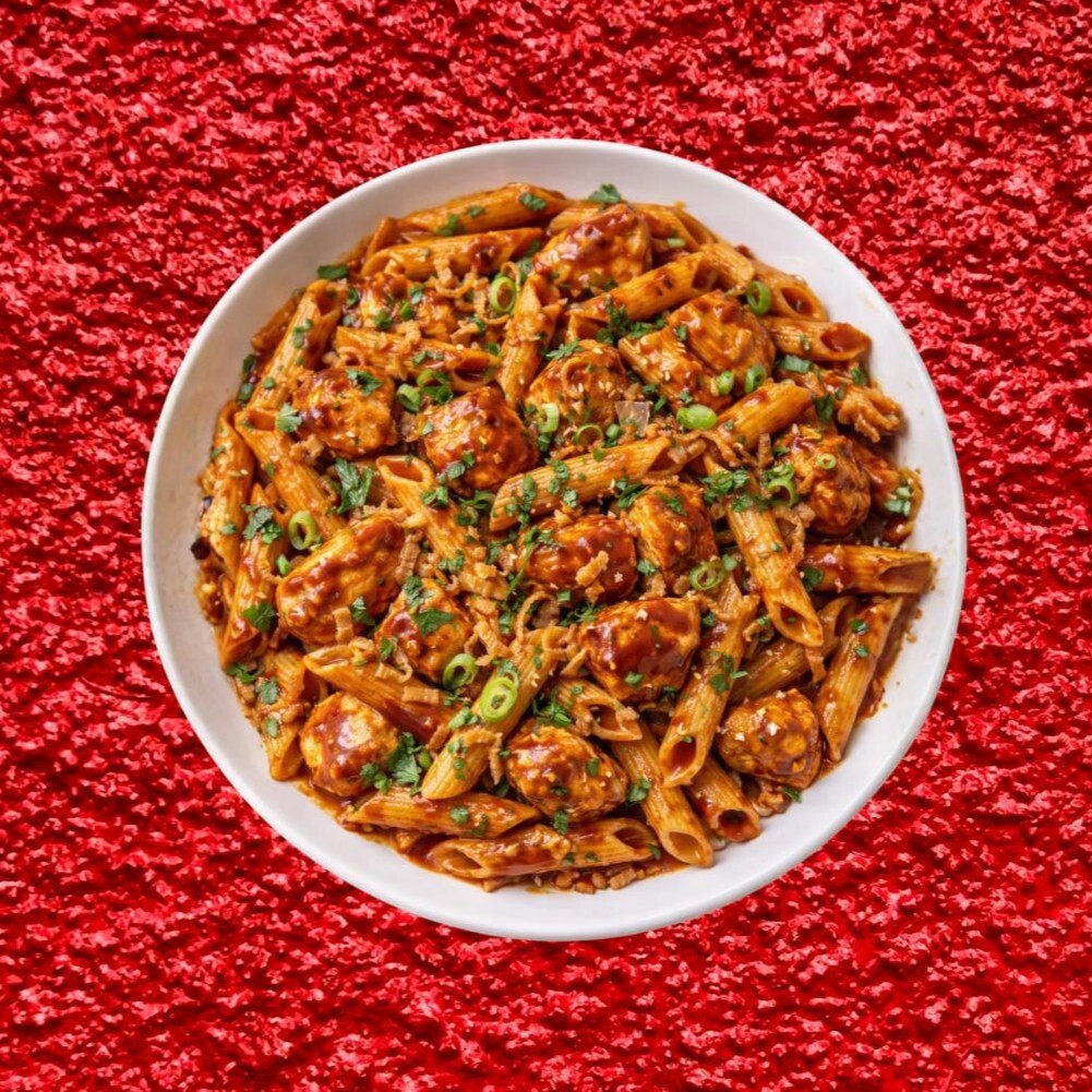 Barbekülü Tavuklu Makarna