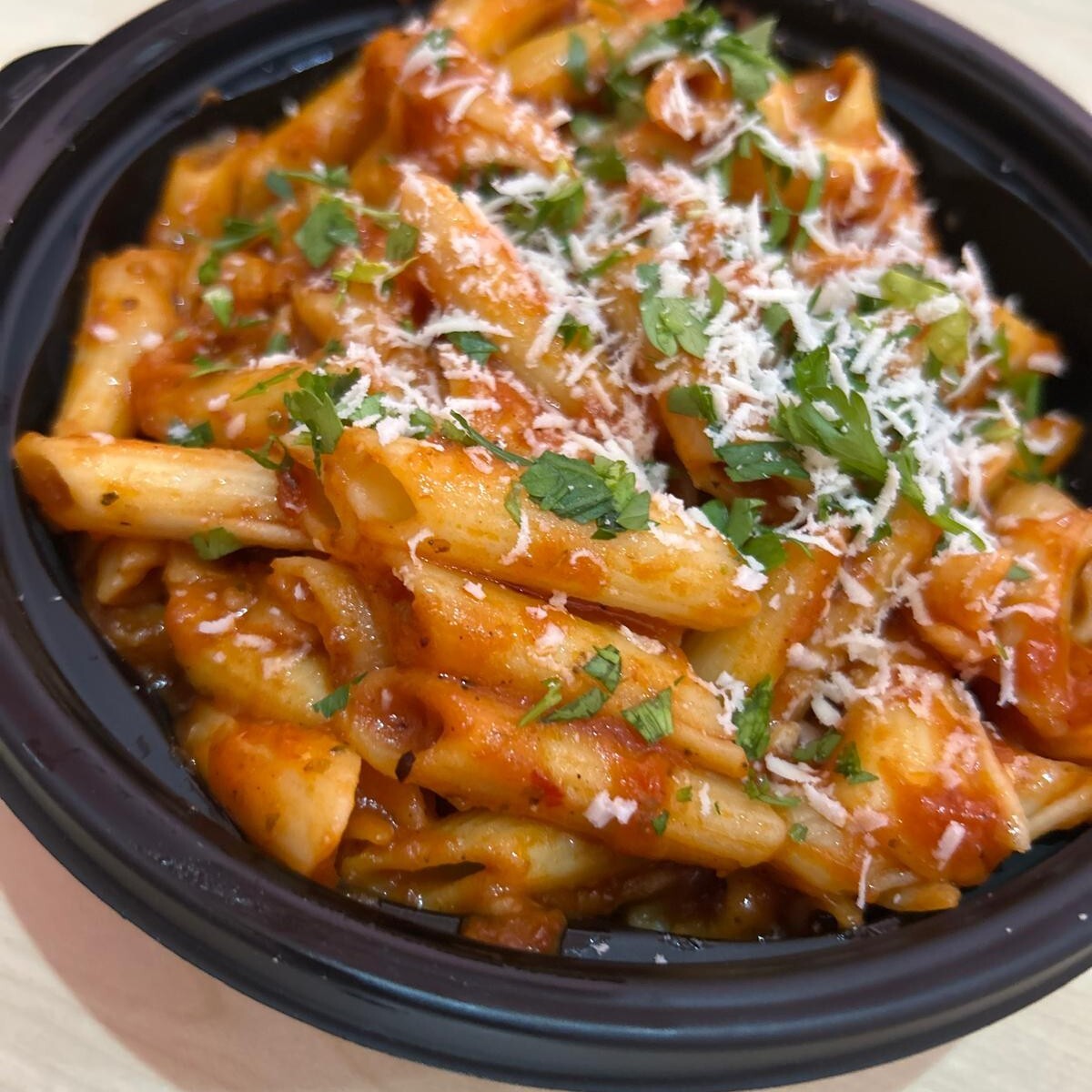 Napolitan Soslu Tavuklu Penne
