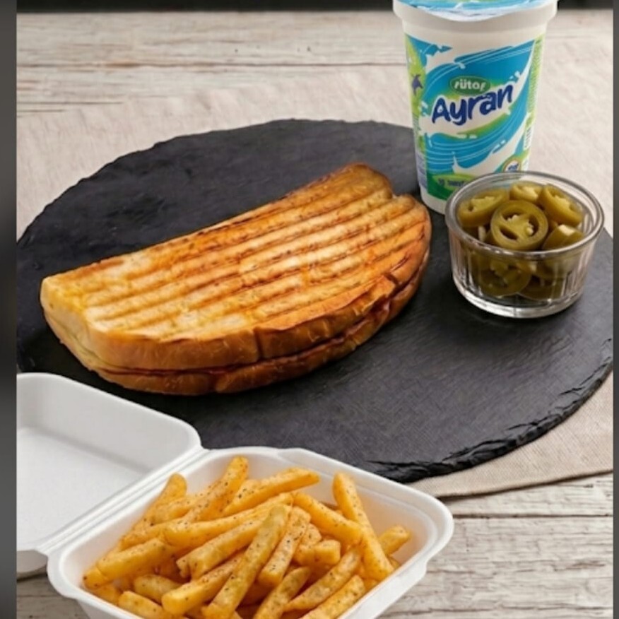 Karışık Ayvalık Tost Menü