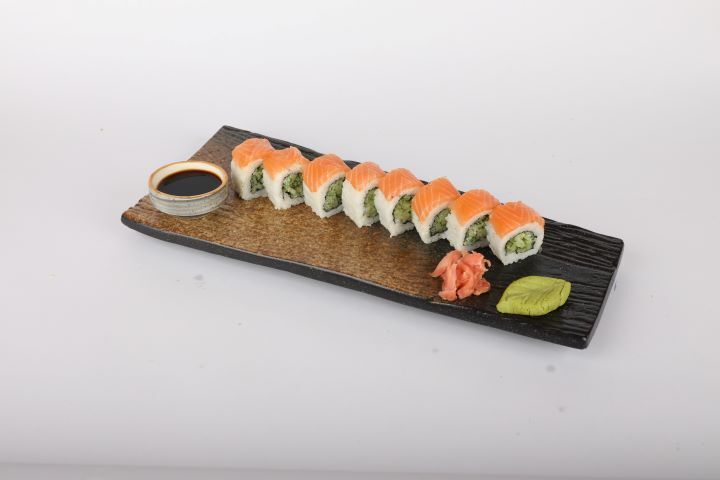 Boston Roll (8 Pcs.)