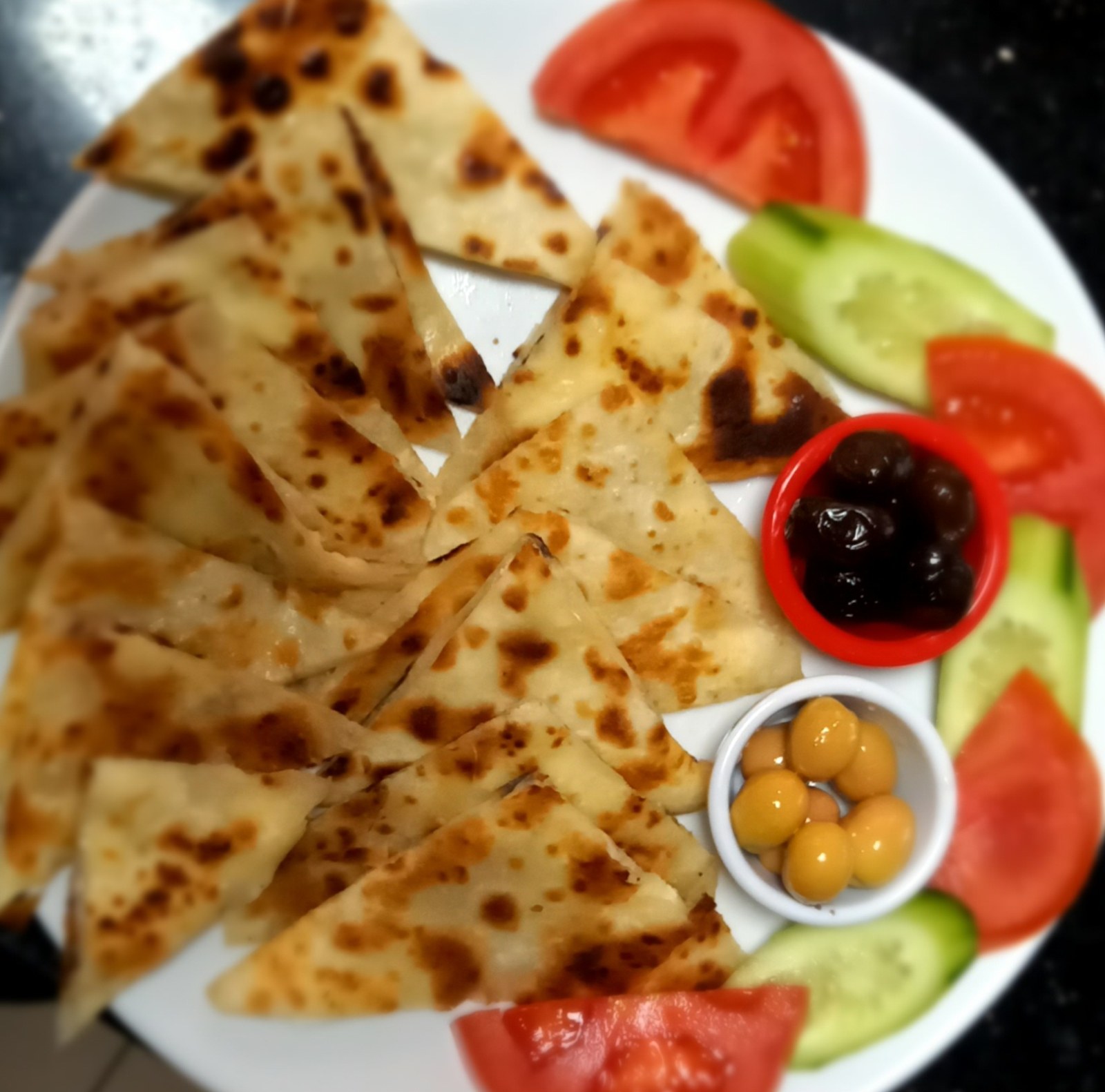 Patatesli Kaşarlı Sucuklu Gözleme
