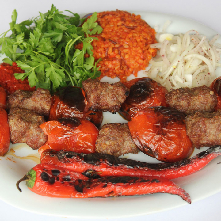 Domatesli Kebap