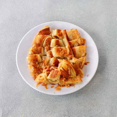 Kıymalı Kol Böreği (300 gr.)