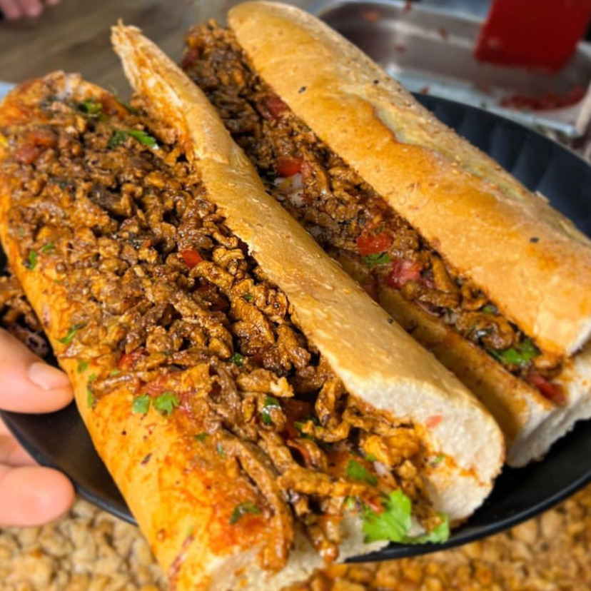 XL Ekmek Arası Et Tantuni