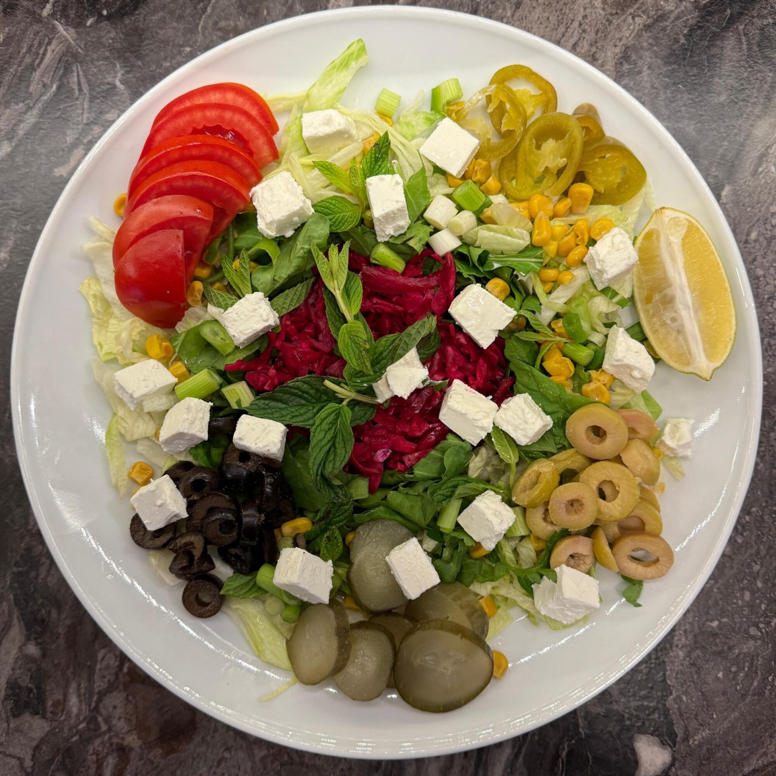 Beyaz Peynirli Salata