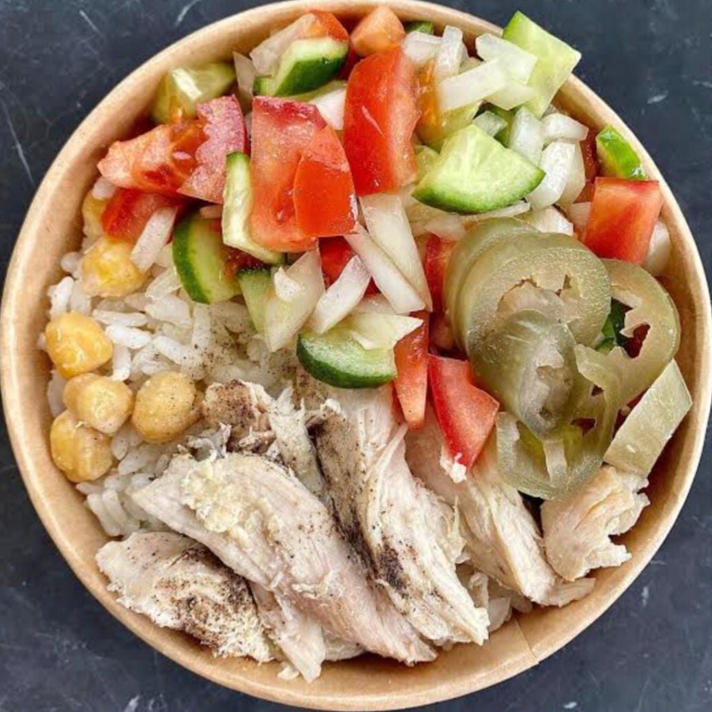 Pilav Üstü Tavuklu Salata Mix