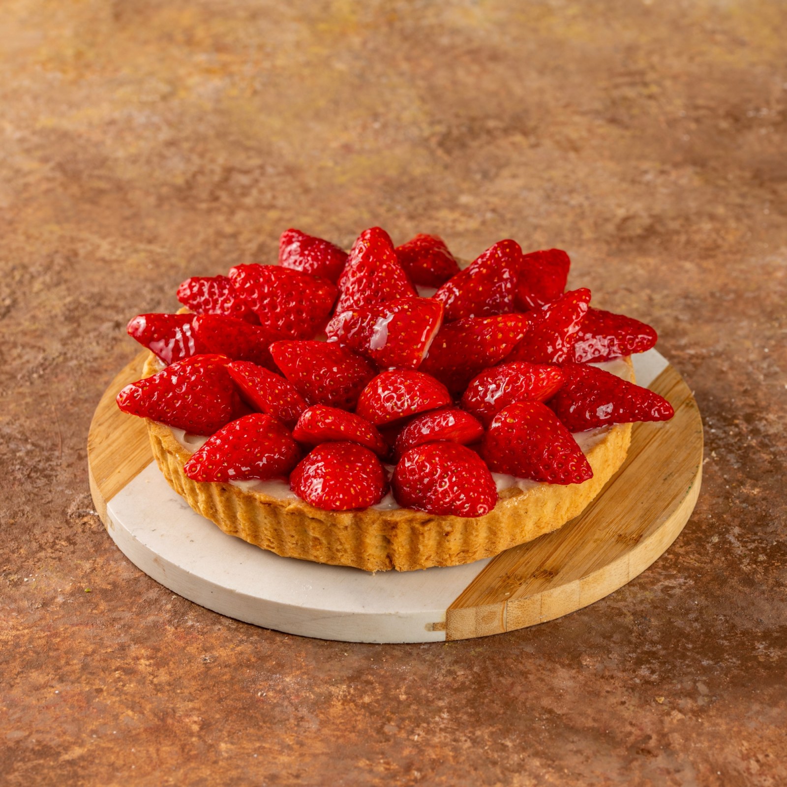 Çilekli Beyaz Kremalı Tart