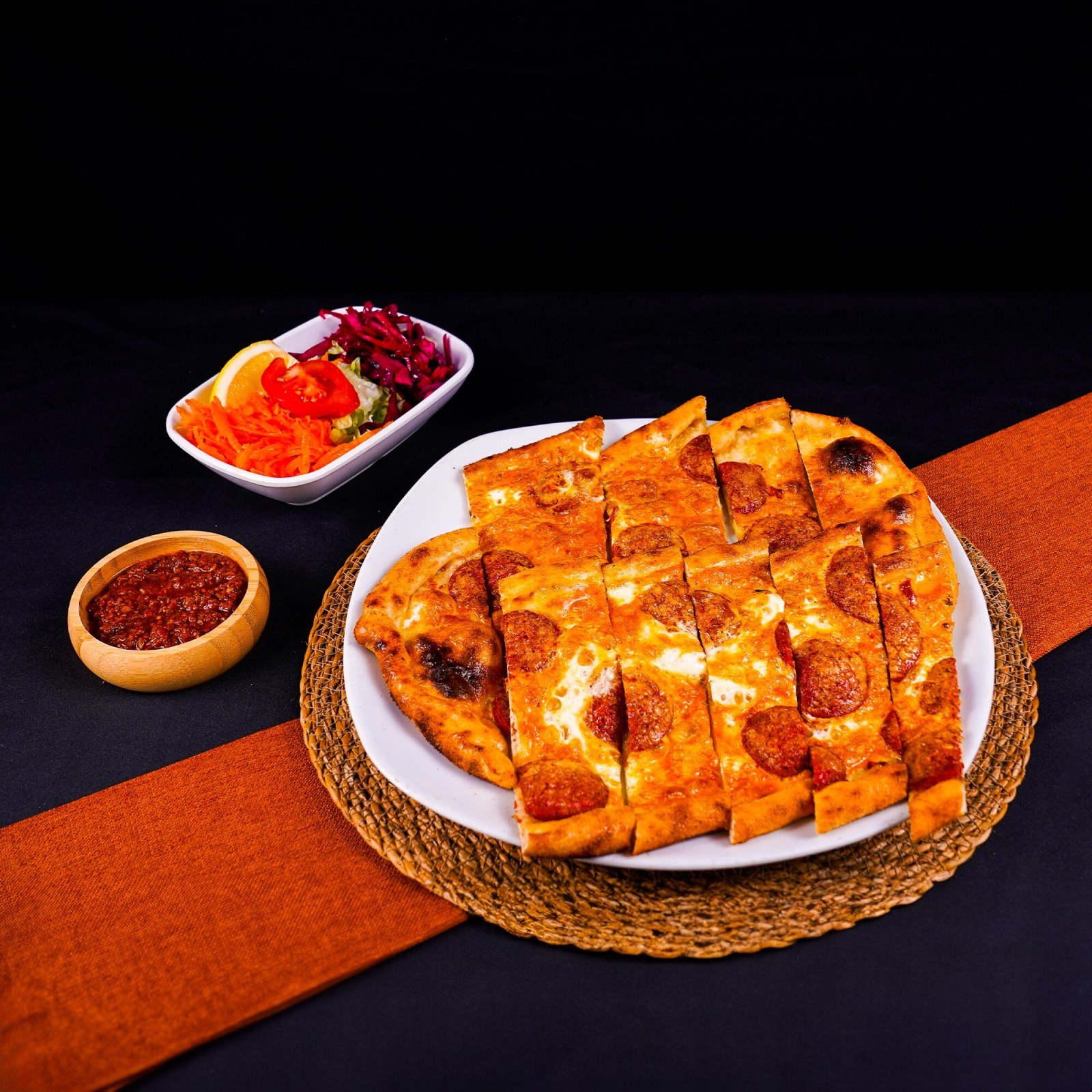 Sucuklu Pide (50 cm.)