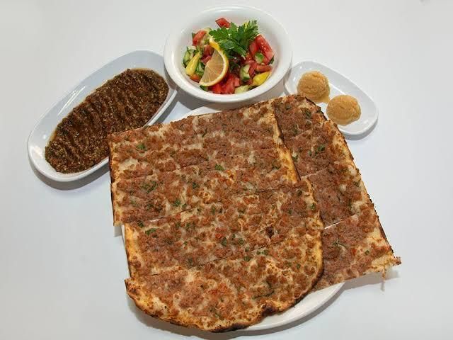 Kıymalı Pide