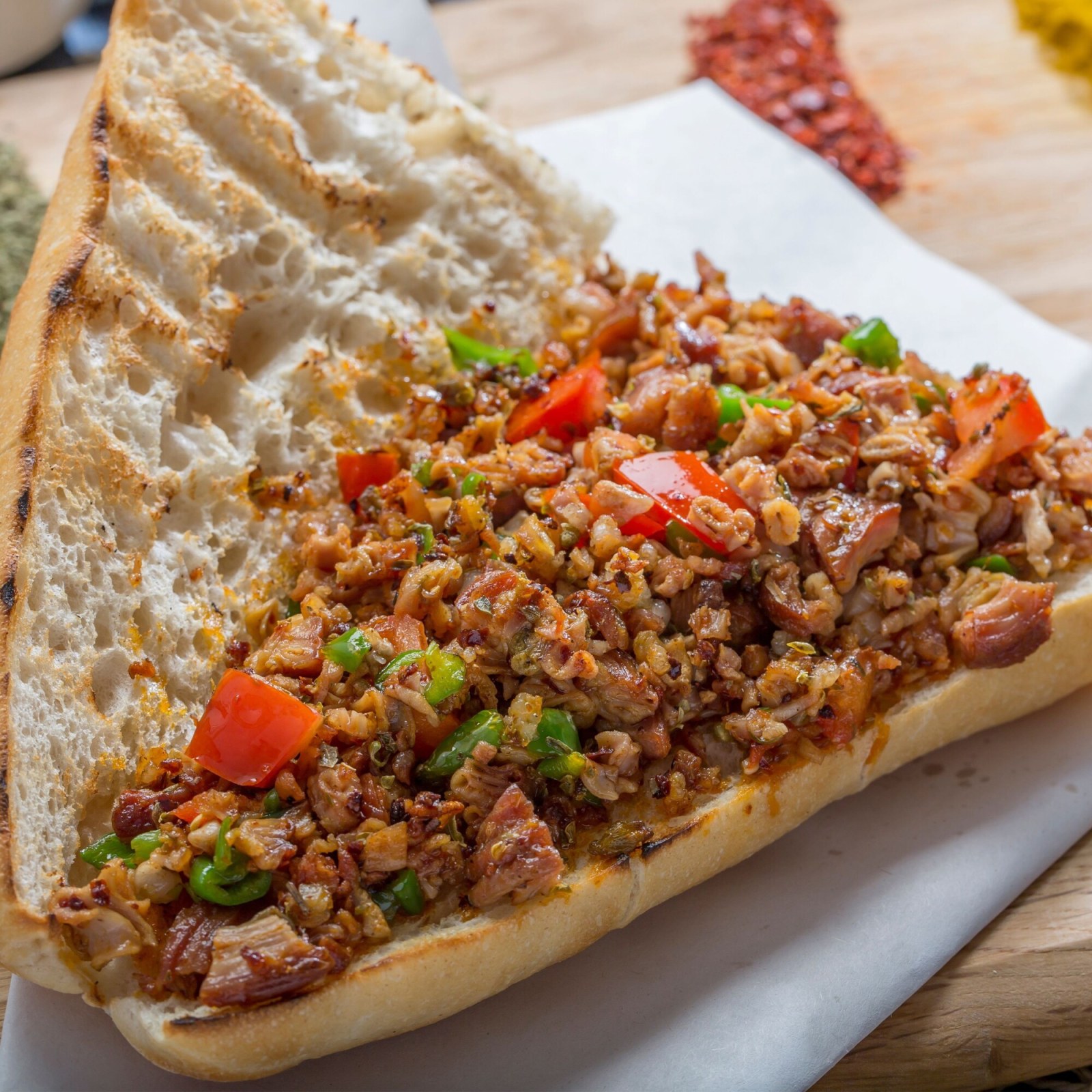 Yarım Ekmek Arası İstanbul Usülü Kokoreç