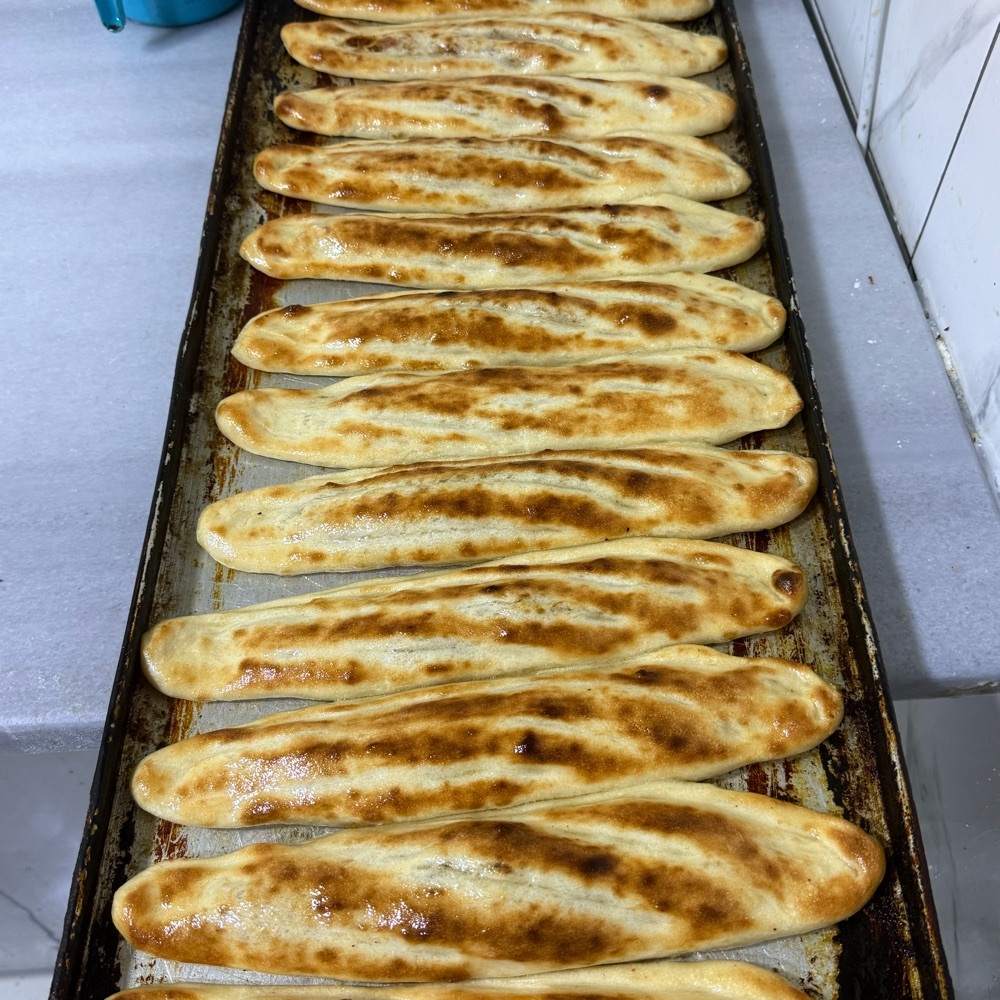 Peynirli Kır Pidesi
