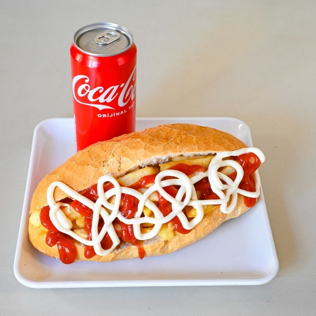 Yarım Ekmek Arası Patso Kola Menü