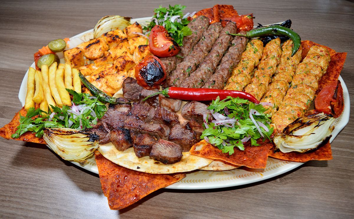 Adana & Ciğer & Kuşbaşı & Tavuk Karışık Izgara