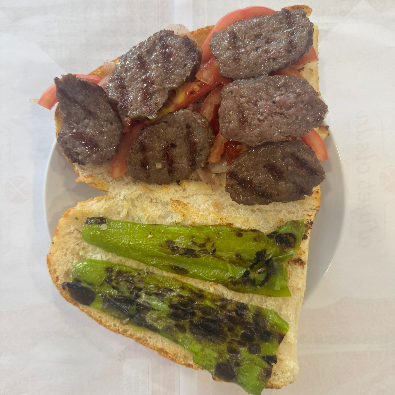 Ekmek Arası Izgara Köfte