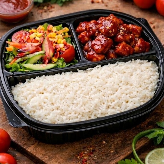 Acı Soslu Tavuk & Pirinç Pilavı