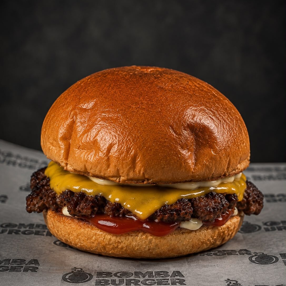 BOMBA Cheese Burger