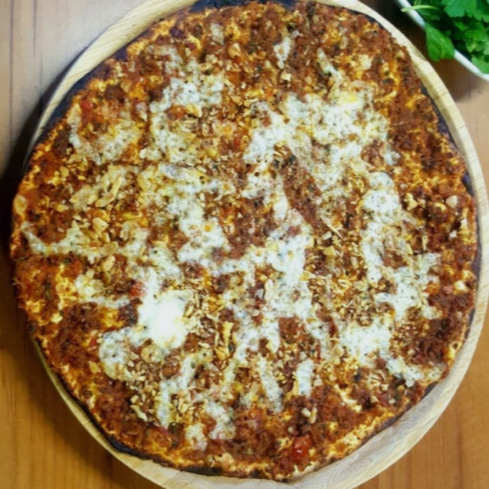Kaşarlı Antep Lahmacun