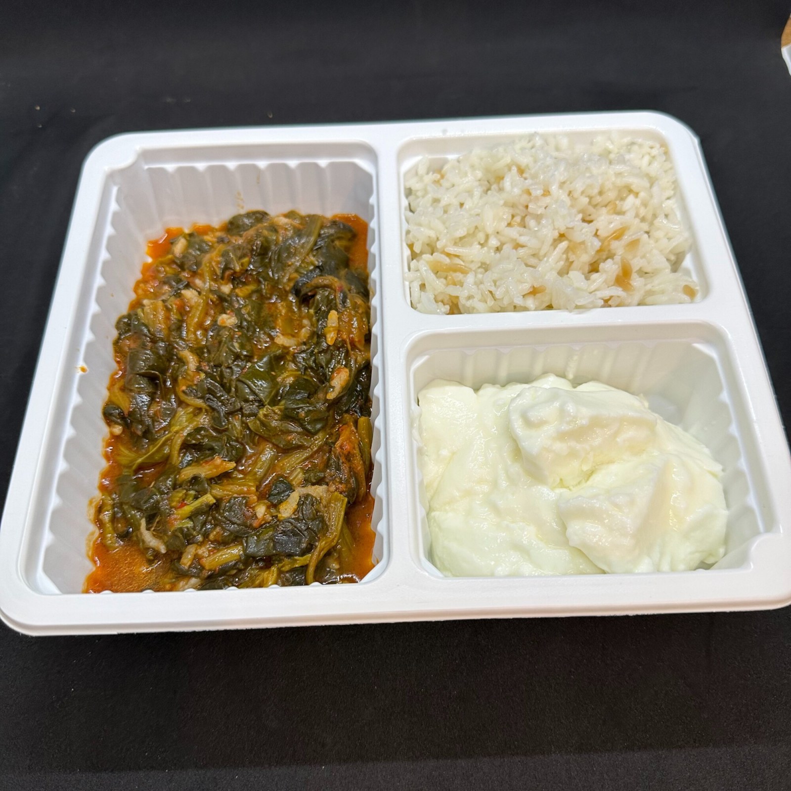 Ispanak-Pilav-Yoğurt